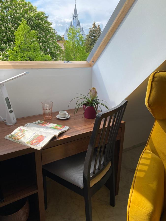 Lilie Appartement In Heviz Mit Tiefgarage, New And Modern Bagian luar foto